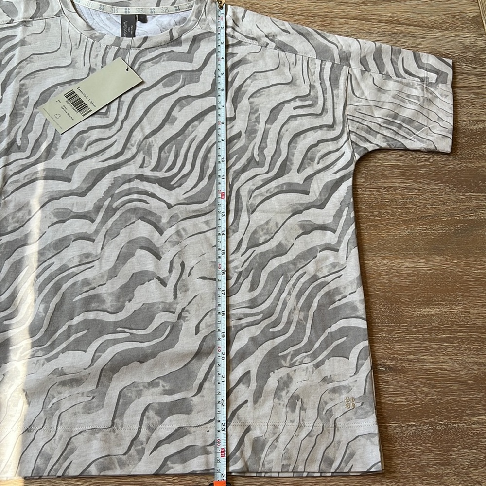Sweaty Betty Essential T-Shirt - Picture 8 of 12